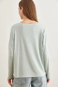Olalook Women's Water Green Crew Neck Bat-Floated Viscose Blouse - Image 6