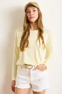 Olalook Women's Yellow Crew Neck Bat-Floated Viscose Blouse - Image 2