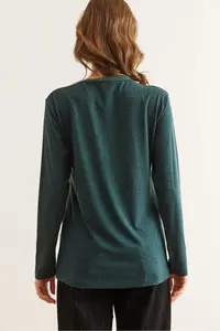 Olalook Women's Emerald Green V-Neck Wool Viscose Flowy Blouse - Image 2