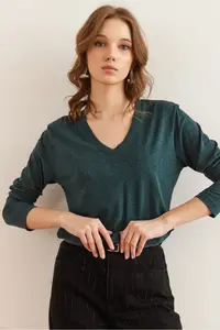 Olalook Women's Emerald Green V-Neck Wool Viscose Flowy Blouse - Image 3