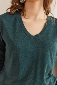 Olalook Women's Emerald Green V-Neck Wool Viscose Flowy Blouse - Image 7