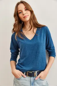 Olalook Women's Indigo V-Neck Wool Viscose Flowy Blouse - Image 2