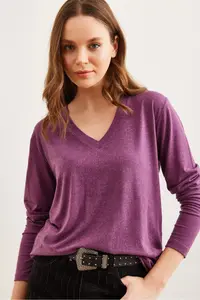 Olalook Women's Plum V-Neck Wool Viscose Flowy Blouse - Image 5