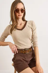 Olalook Women's Beige Brown Collar Detailed Raised Lycra Blouse - Image 4