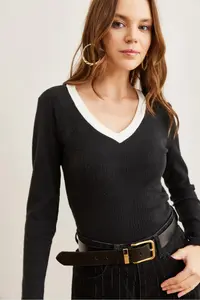 Olalook Women's Black and White Collar Detailed Raised Lycra Blouse - Image 3