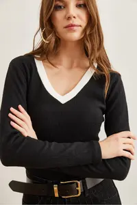 Olalook Women's Black and White Collar Detailed Raised Lycra Blouse - Image 6