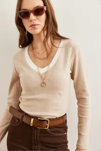 Olalook Women's Stone White Collar Detailed Raised Lycra Blouse - Image 3