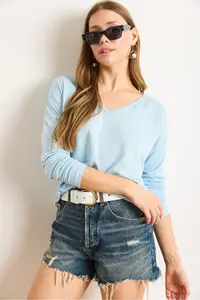 Olalook Women's Baby Blue Silver Stitching Detailed V-Neck Viscose Blouse - Image 3