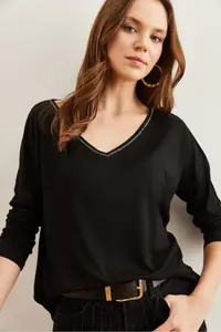 Olalook Women's Black Silver Stitching Detailed V-Neck Viscose Blouse - Image 4