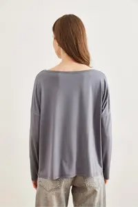 Olalook Women's Dark Gray Silver Stitching Detailed V-Neck Viscose Blouse - Image 6
