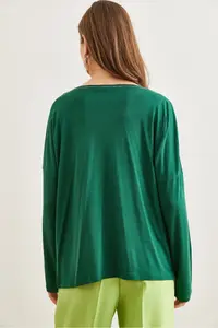 Olalook Women's Green Silver Stitching Detailed V-Neck Viscose Blouse - Image 2