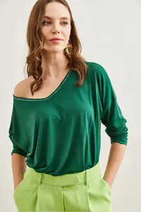 Olalook Women's Green Silver Stitching Detailed V-Neck Viscose Blouse - Image 5