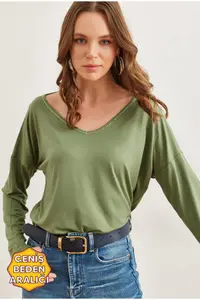 Olalook Women's Green Green Silver Stitching Detailed V-Neck Viscose Blouse