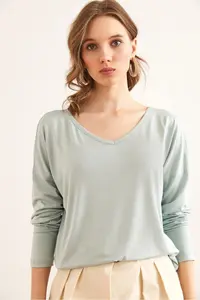Olalook Women's Water Green Silver Stitching Detailed V-Neck Viscose Blouse - Image 3
