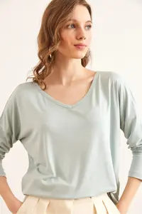 Olalook Women's Water Green Silver Stitching Detailed V-Neck Viscose Blouse - Image 5
