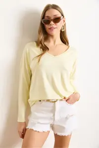 Olalook Women's Yellow Silver Stitching Detailed V-Neck Viscose Blouse - Image 2