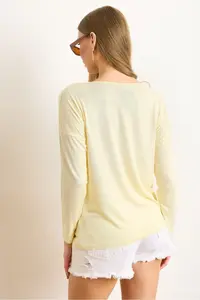 Olalook Women's Yellow Silver Stitching Detailed V-Neck Viscose Blouse - Image 5