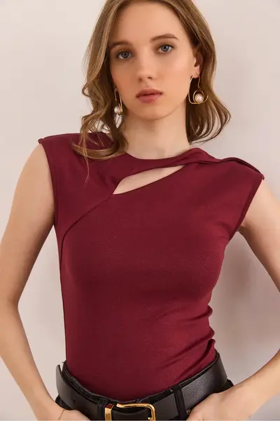BLZ-19002881-BURGUNDY_1