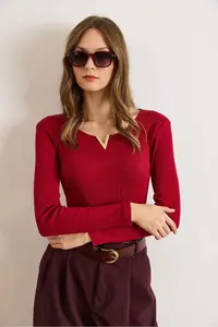 Olalook Women's Burgundy Metal V Detailed Flexible Camisole Blouse - Image 3