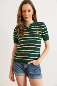 Olalook Women's Emerald Green Polo Neck Teddy Bear Embroidered Seasonal Knitwear Blouse - Image 2