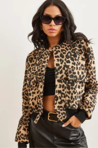 Olalook Women's Leopard Camel Pocket Snap Closure Inside Fleece Crop Jacket - Image 2