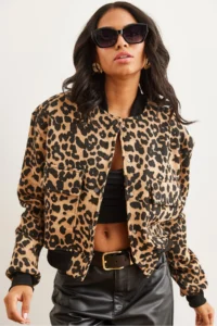 Olalook Women's Leopard Camel Pocket Snap Closure Inside Fleece Crop Jacket - Image 4