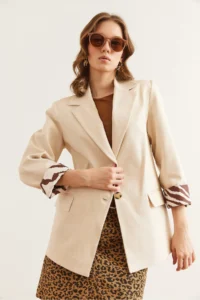 Olalook Women's Stone Leopard Detailed Fleece Pocket Lined Premium Linen Jacket - Image 7
