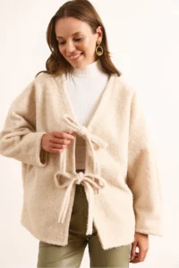 Olalook Women's Ecru Lined Lacing Detailed Wrapped Cashew Jacket - Image 3