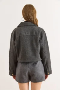 Olalook Women's Smoked Lined Zippered Double Pocket Detailed Crop Stitch Jacket - Image 6