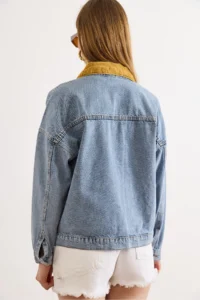 Olalook Women's Light Blue Velvet Collar Detailed 3 Pocket Denim Jacket - Image 6