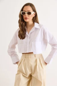 Olalook Women's White Pocket Detailed Crop Woven Shirt - Image 3