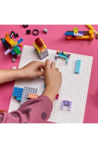 LEGO ® Classic White Floor 11026 - 4+ Creative Toy Building Set (1 Piece) - Image 5