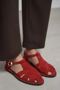 Nisantasi Shoes Solto Red SUEDE Leather Hair Clip Detailed Flat Sole Women Sandals - Image 5
