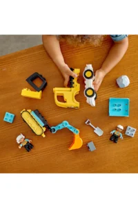 LEGO ® DUPLO® Town Truck and Crawler Digger 10931 - 2+ Educational Toy Construction Set (20 Pieces) - Image 8
