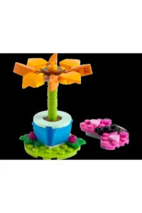 LEGO Friends 30417 Garden Flower and Butterfly - Image 2