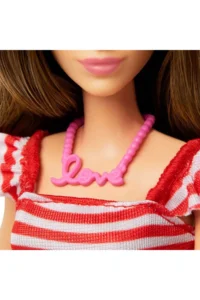 Barbie We Travel the World Paris Adventure Doll and Accessory Set HWH99 - Image 4
