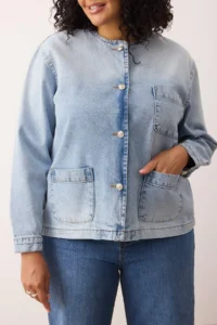 Trendyol Curve Mavi Crew Neck Oversized/Wide Pattern DENIM Plus Size Jacket - Image 3
