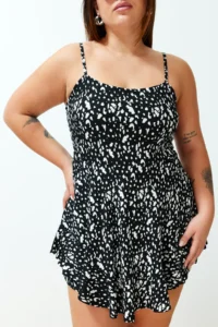 Trendyol Curve Black Sleeveless with flywheel Inside OF shorts Mini Knitting Jumpsuit - Image 4