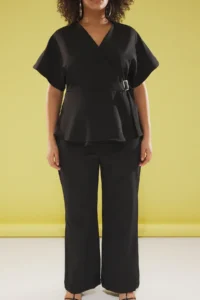 Trendyol Curve Black V-neck Adjustable Belt with buckle Plus Size Jumpsuit - Image 3