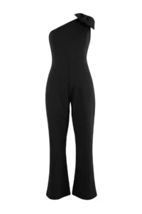 Trendyol Curve Black Fiyonk Detailed Single Arm Weaving Plus Size Chic & Party Jumpsuit - Image 4