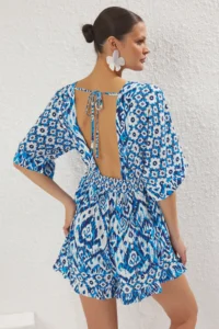 TRENDYOLMİLLA flower patterned Weaving Cut Out Detailed Beach Mini Jumpsuit - Image 4