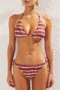 TRENDYOLMİLLA Batik Patterned with accessories Triangle Covered brazilian Regular Waist Bikini Set - Image 3