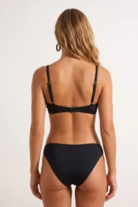 TRENDYOLMİLLA Black V Cut High Waist Regular Basic Bikini Bottom - Image 3