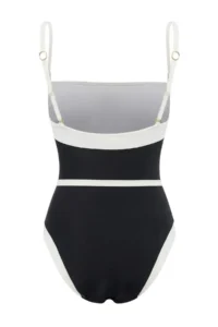 TRENDYOLMİLLA Black Strapless Covered Color Bloklu Belt Detailed Regular Swimsuit - Image 3