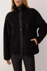 TRENDYOLMİLLA Black Oversized Plush Knitting Sports Jacket - Image 4