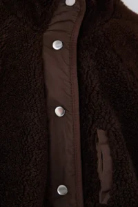 TRENDYOLMİLLA Brown Plush Knitting Sports Jacket - Image 7