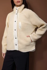 TRENDYOLMİLLA Ecru Plush Knitting Sports Jacket - Image 3