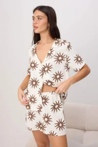 TRENDYOLMİLLA Ecru-Brown Printed shally Weaving Pajama Set - Image 2