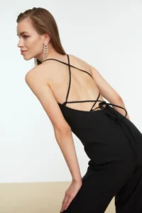 TRENDYOLMİLLA Black Back Detailed Weaving Jumpsuit - Image 4