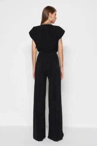 TRENDYOLMİLLA Black V-neck Belted Knitting Jumpsuit - Image 12